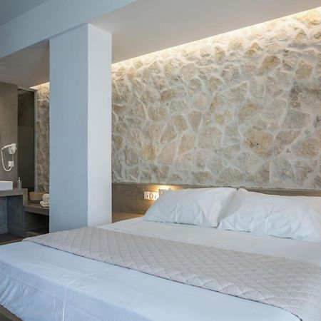 פליראקי Moscha Hotel מראה חיצוני תמונה