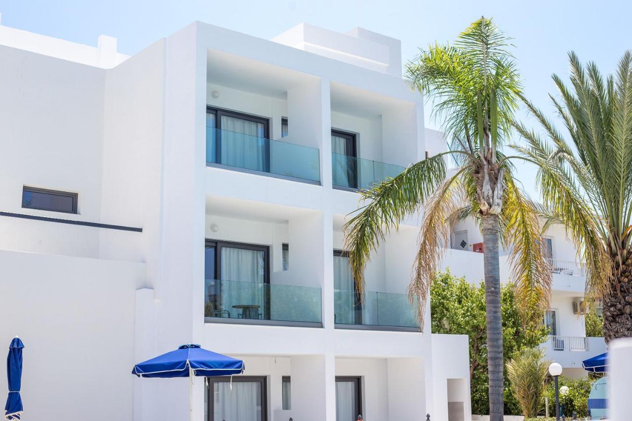 פליראקי Moscha Hotel מראה חיצוני תמונה