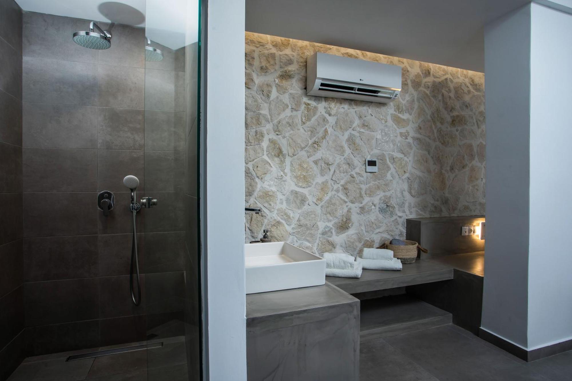 פליראקי Moscha Hotel מראה חיצוני תמונה