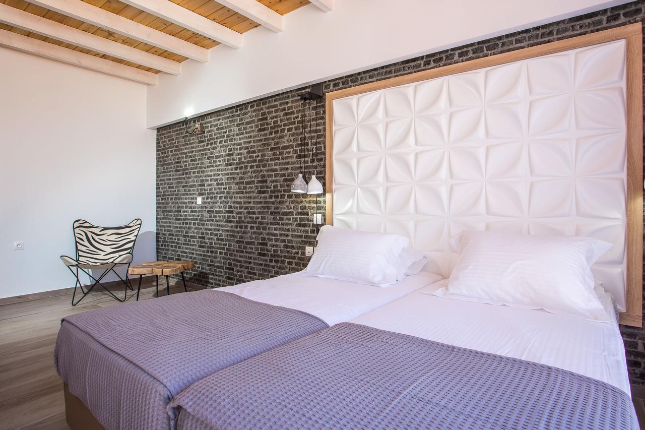 פליראקי Moscha Hotel מראה חיצוני תמונה